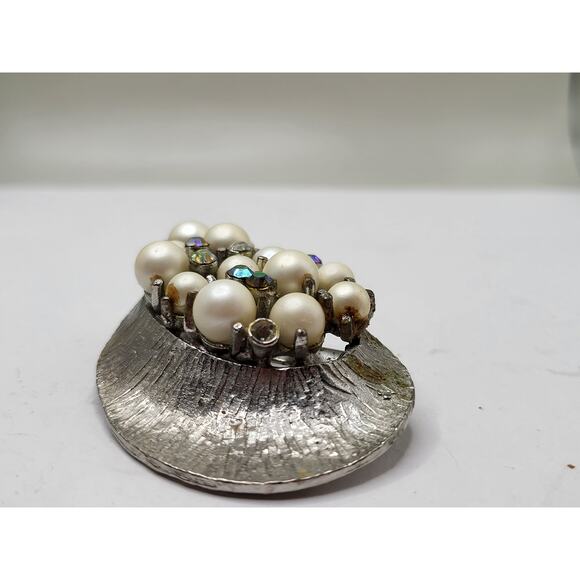 Vintage pearl cluster brooch rhinestone AB accent mid-century jewelry - Picture 7 of 9